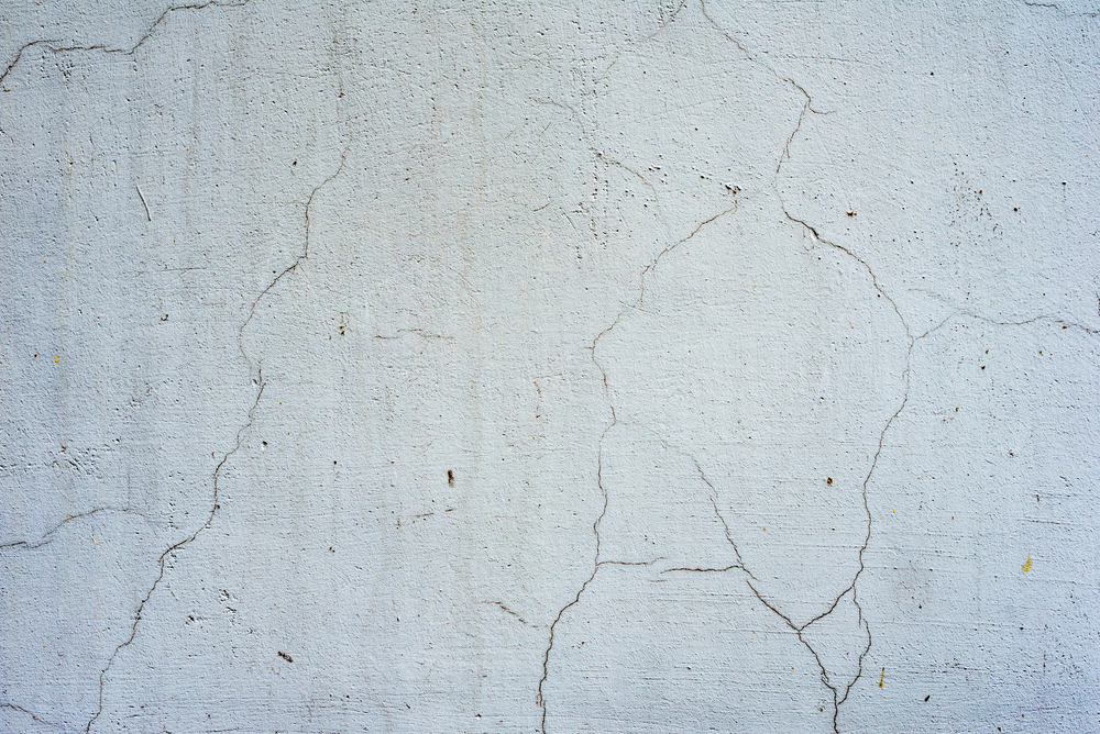 concrete cracks and impurities